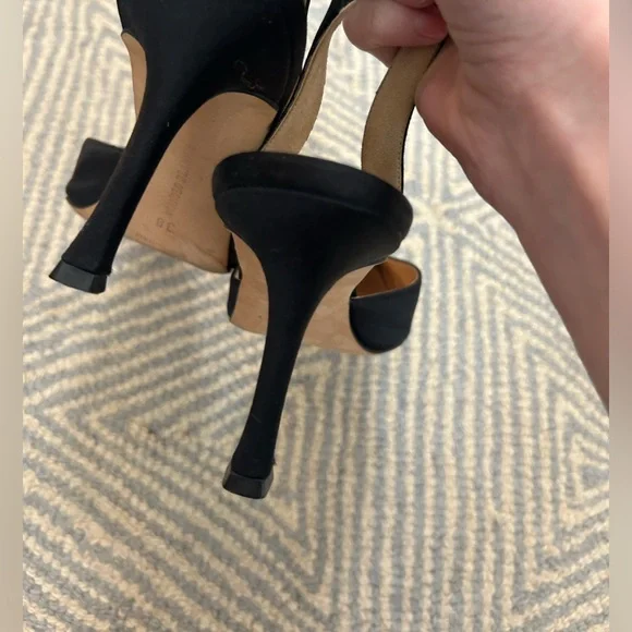 Manolo Blanhik Black Satin Slingback Pumps - Picture 7 of 8